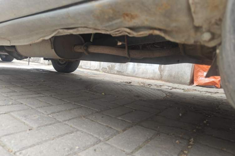 Used FORTHING Lingzhi 2014 V3 1.5L 7-Seater Standard Model II Chassis Front Right