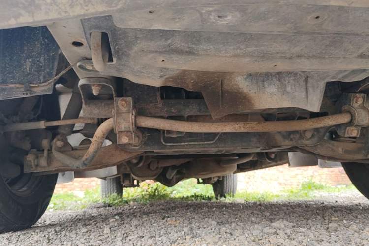 Used FORTHING Lingzhi 2014 V3 1.5L 5-seat Standard Model I Chassis Front Right