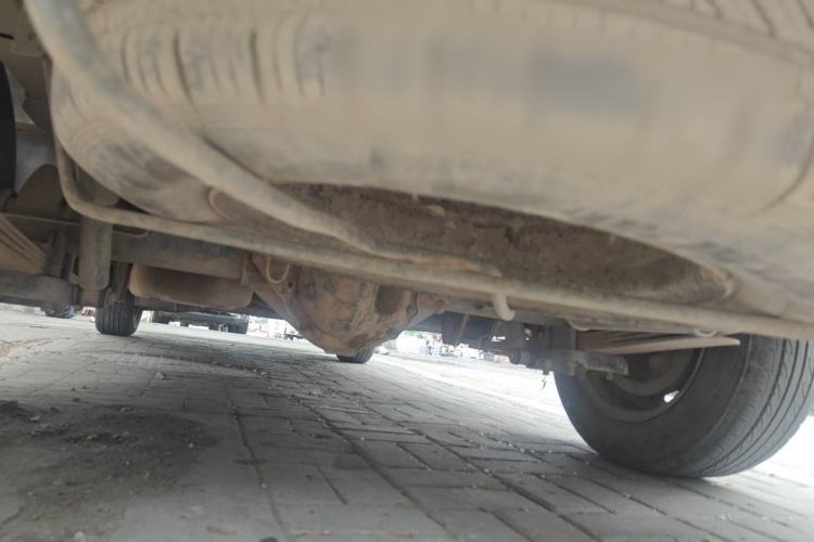 Used FORTHING Lingzhi 2014 V3 1.5L 7-Seater Standard Model II Chassis Rear