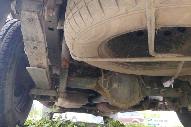 Used FORTHING Lingzhi 2014 V3 1.5L 5-seat Standard Model I Chassis Rear Left