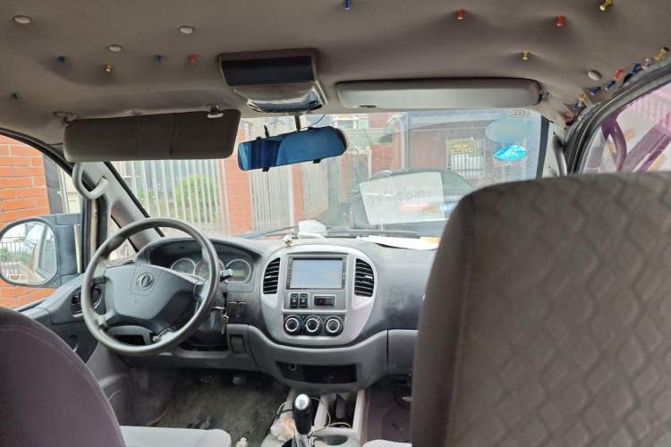 Used FORTHING Lingzhi 2014 M5 Q7 2.0L 7-seat Long-wheelbase Comfort Version Headliner