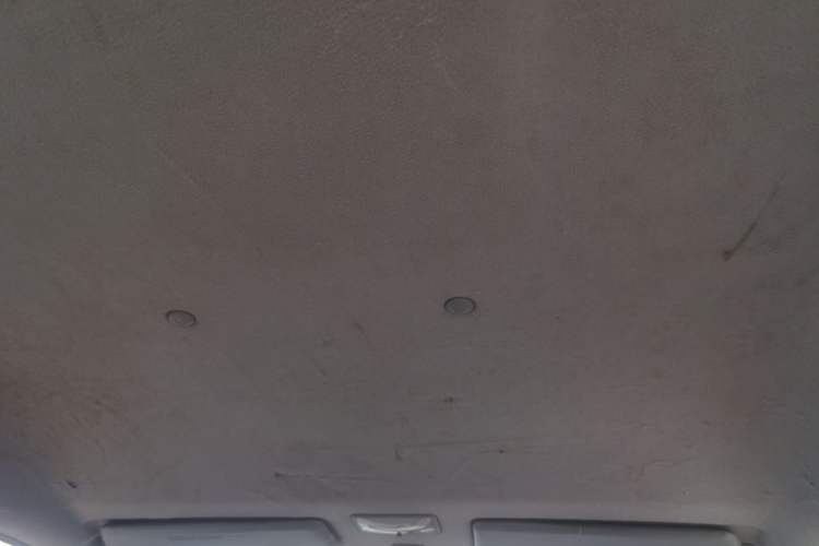 Used FORTHING Lingzhi 2014 V3 1.5L 7-Seater Comfort Model Headliner