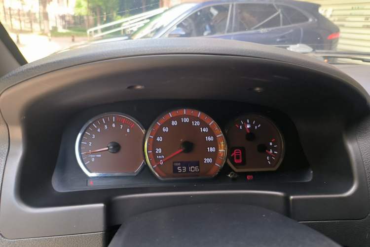 Used FORTHING Lingzhi 2014 M5 Q3 2.0L 7-seat Long-Wheelbase Comfort Version Instrument Cluster