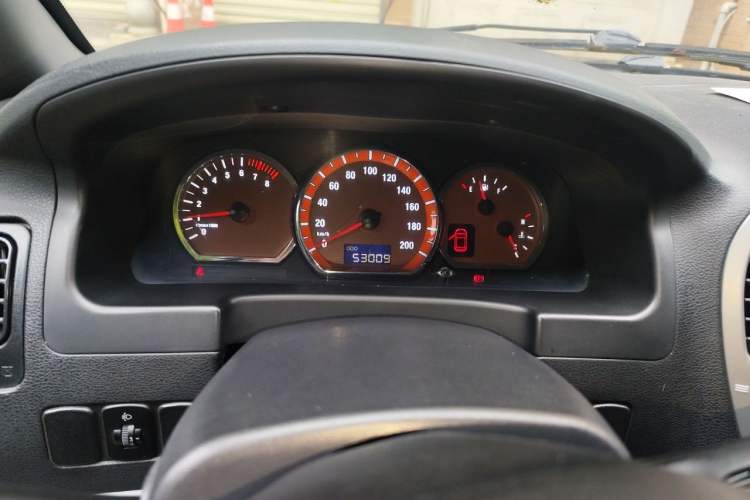 Used FORTHING Lingzhi 2014 M5 Q3 2.0L 7-seat Long-Wheelbase Comfort Version Instrument Cluster