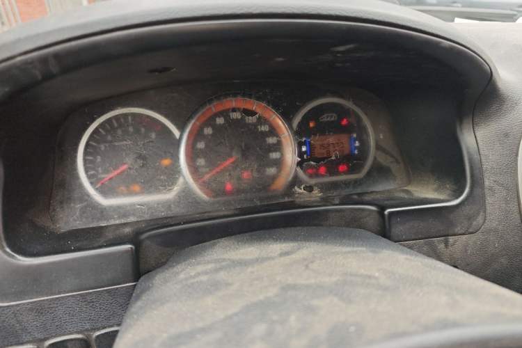 Used FORTHING Lingzhi 2014 M5 Q7 2.0L 7-seat Long-wheelbase Comfort Version Instrument Cluster