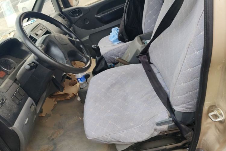 Used FORTHING Lingzhi 2014 V3 1.5L 5-seat Standard Model I Left Front Seat