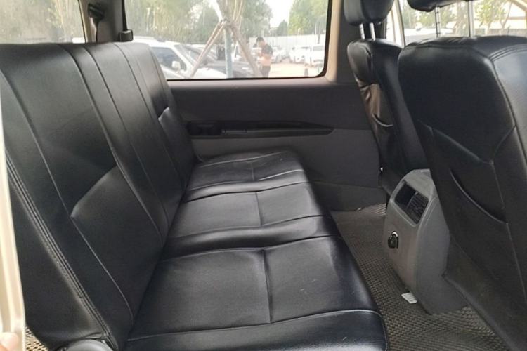 Used FORTHING Lingzhi 2014 V3 1.5L 5-seat Standard Model I Left Rear Seat