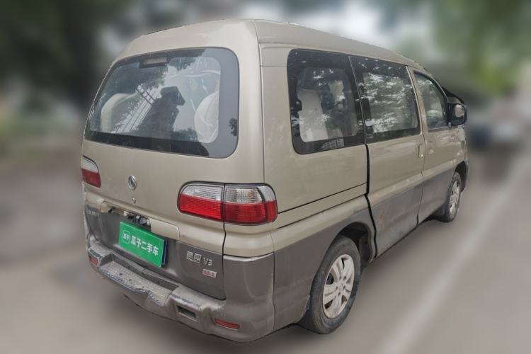Used FORTHING Lingzhi 2014 V3 1.5L 7-Seater Standard Model II Rear Right 45 Deg