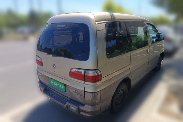 Used FORTHING Lingzhi 2014 V3 1.5L 7-Seater Luxury Model Rear Right 45 Deg