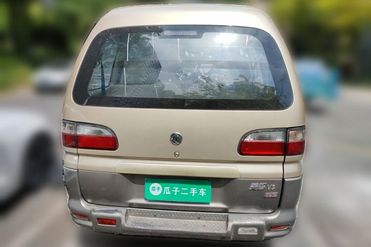 Used FORTHING Lingzhi 2014 V3 1.5L 7-Seater Luxury Model Rear