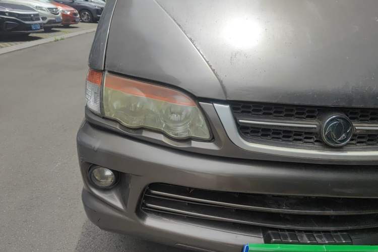 Used FORTHING Lingzhi 2014 V3 1.5L 7-Seater Comfort Model Right Front Headlight
