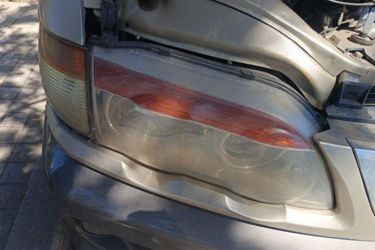 Used FORTHING Lingzhi 2014 V3 1.5L 7-Seater Luxury Model Right Front Headlight