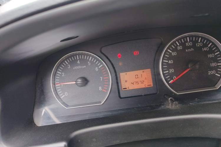Used FORTHING Lingzhi 2015 M3 1.6L 7-Seater Comfort Model Instrument Cluster