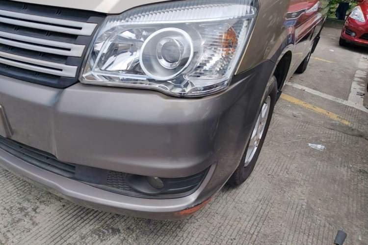 Used FORTHING Lingzhi 2015 M3 1.6L 7-Seater Comfort Model Left Front Headlight