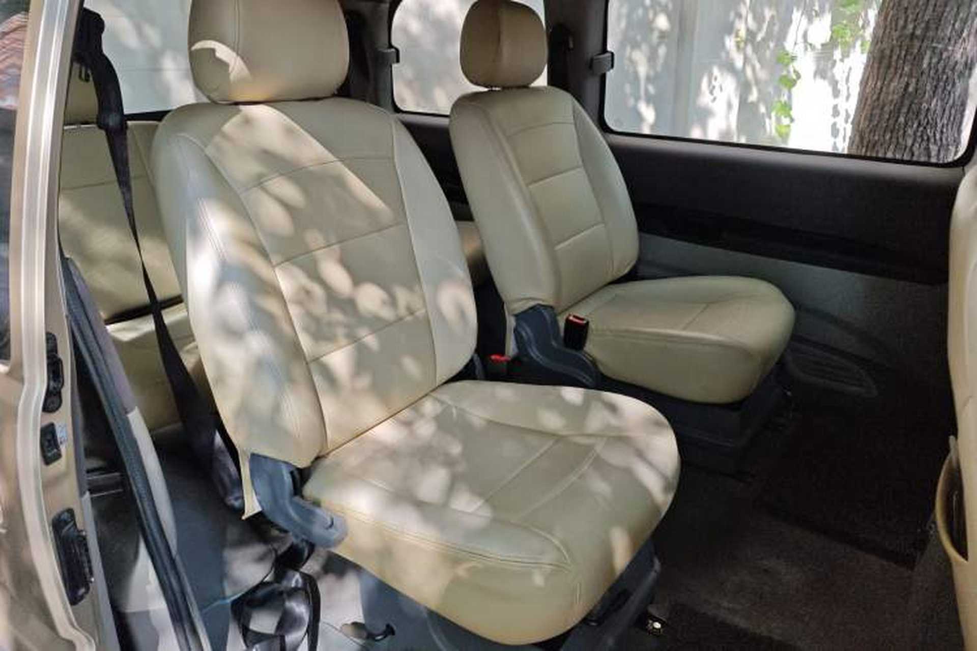 Used FORTHING Lingzhi 2015 V3 1.5L 7-Seater Luxury Model Left Rear Seat