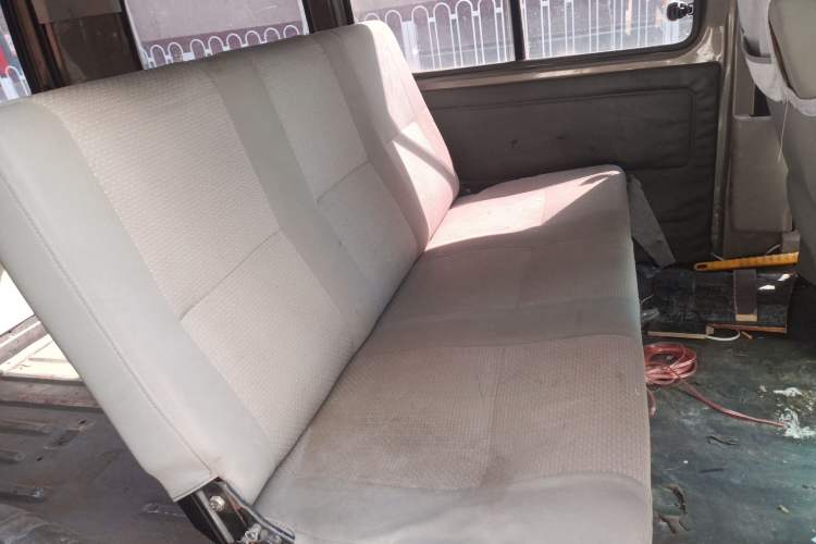 Used FORTHING Lingzhi 2015 V3 1.5L 5-Seater Special Offer Model Left Rear Seat