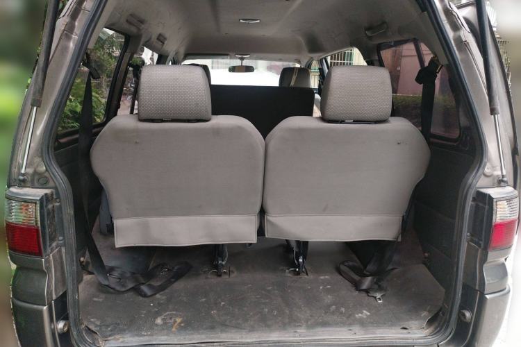 Used FORTHING Lingzhi 2015 V3 1.5L 7-Seater Comfort Model Trunk