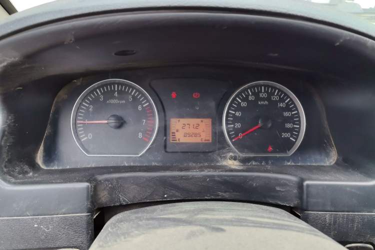 Used FORTHING Lingzhi 2015 M3 1.6L 7-Seater Standard Model Instrument Cluster