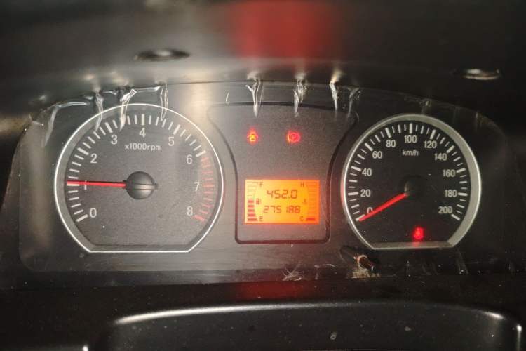 Used FORTHING Lingzhi 2015 M3 1.6L 7-Seater Comfort Model Instrument Cluster