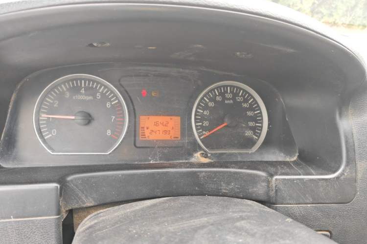 Used FORTHING Lingzhi 2015 V3 1.5L 5-Seat Exclusive Model Instrument Cluster