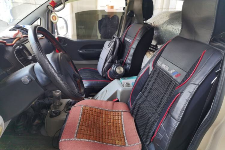 Used FORTHING Lingzhi 2015 V3 1.5L 5-Seater Special Offer Model Left Front Seat