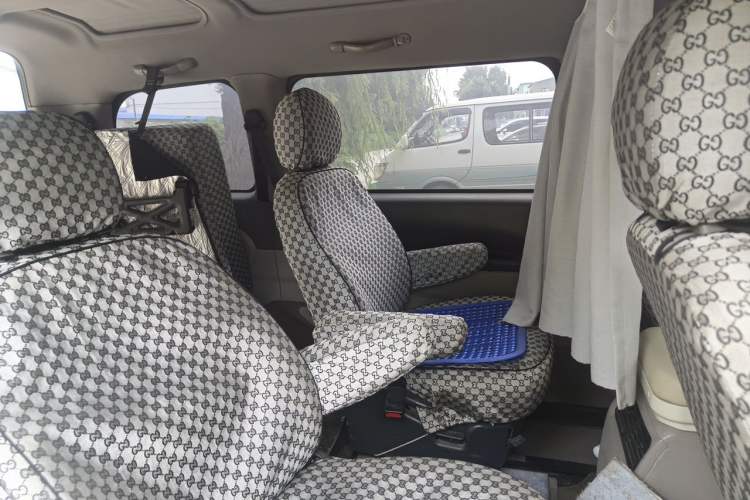 Used FORTHING Lingzhi 2015 M3 1.6L 7-Seater Luxury Model Left Rear Seat
