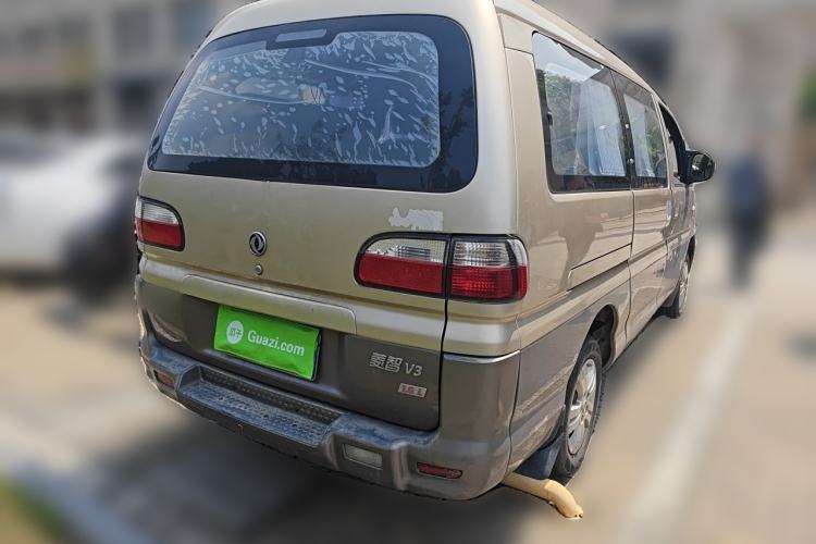 Used FORTHING Lingzhi 2015 V3 1.6L 7-Seater Standard Model Rear Right 45 Deg