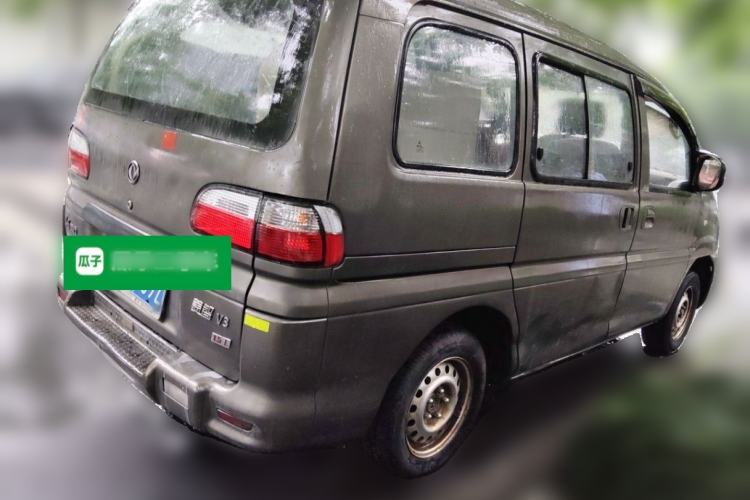Used FORTHING Lingzhi 2015 V3 1.5L 7-seat Standard Model Rear Right 45 Deg