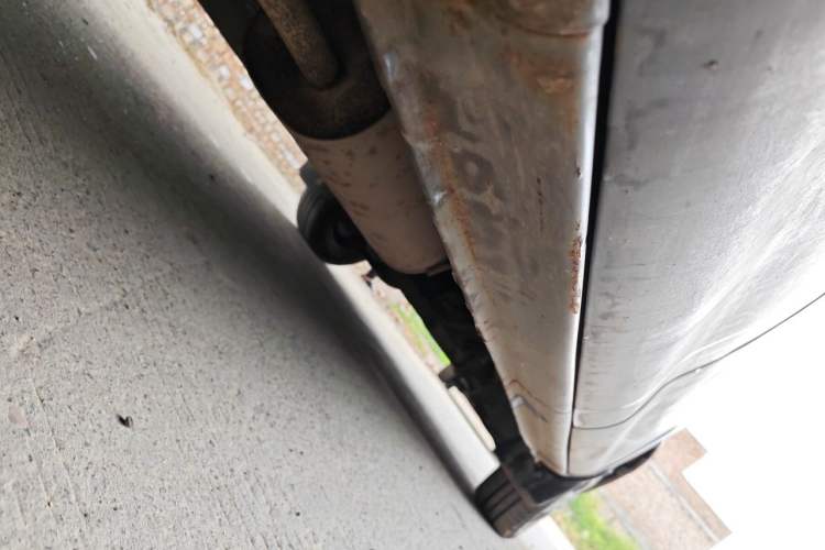 Used FORTHING Lingzhi 2015 V3 1.5L 7-Seater Comfort Model Chassis Rear Right