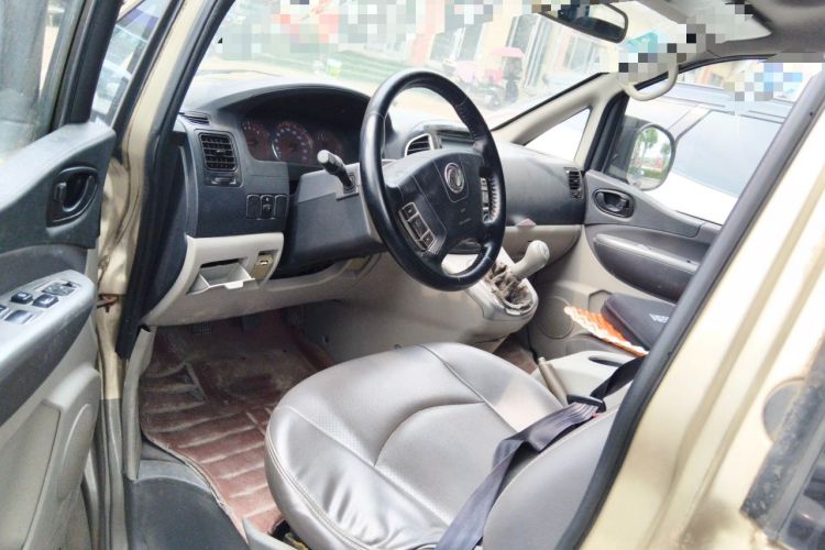 Used FORTHING Lingzhi 2015 M5 Q3 2.0L 7-seat Long-Wheelbase Luxury Model Driver Seat