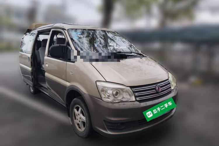 Used FORTHING Lingzhi 2015 M3 1.6L 7-Seater Luxury Model Front Right 45 Deg