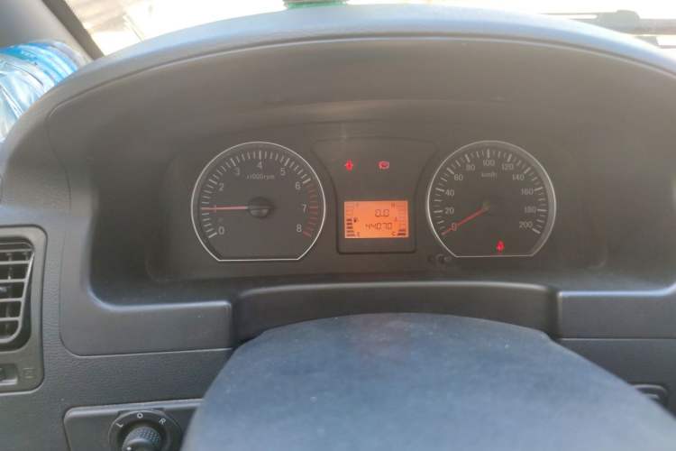 Used FORTHING Lingzhi 2015 M3 1.6L 7-Seater Luxury Model Instrument Cluster