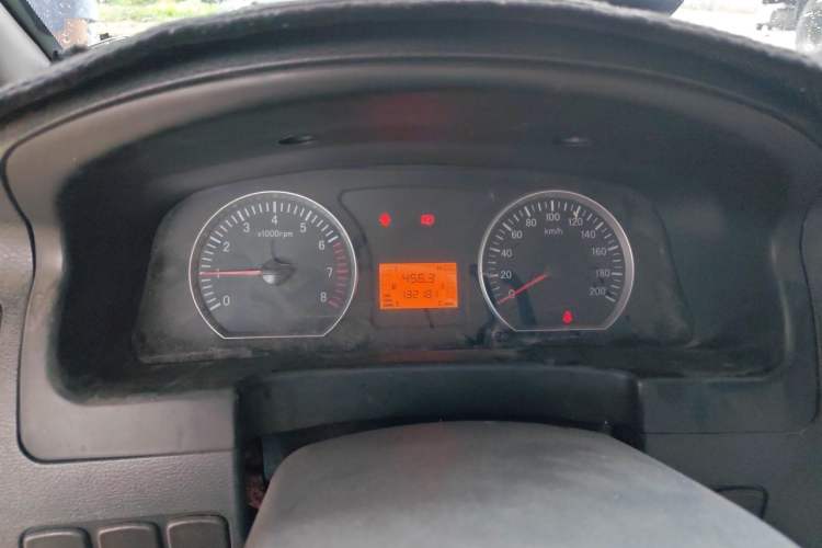 Used FORTHING Lingzhi 2015 V3 1.5L 7-Seater Comfort Model Odometer Close Up