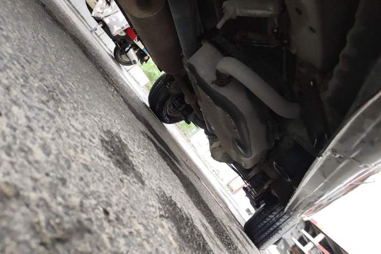 Used FORTHING Lingzhi 2015 M3 1.6L 7-Seater Standard Model Chassis Front Left