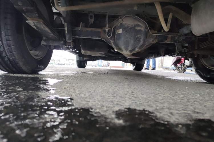 Used FORTHING Lingzhi 2015 M3 1.6L 7-Seater Standard Model Chassis Rear