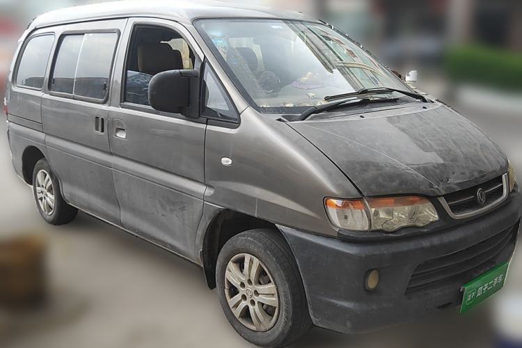 Used FORTHING Lingzhi 2015 V3 1.5L 7-seat Standard Model Front Right 45 Deg