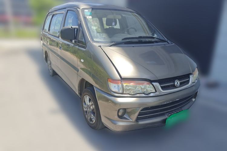 Used FORTHING Lingzhi 2015 V3 1.5L 7-seat Standard Model Front Right 45 Deg