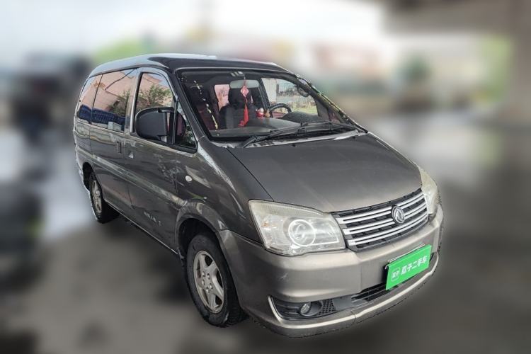 Used FORTHING Lingzhi 2015 M3 1.6L 7-Seater Standard Model Front Right 45 Deg