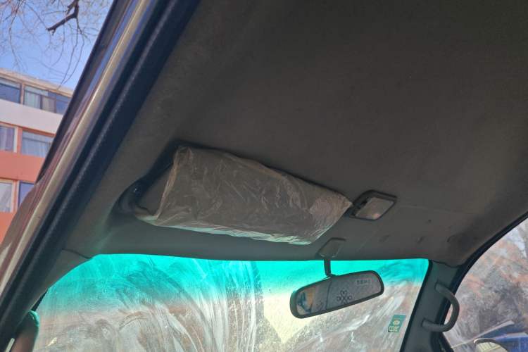 Used FORTHING Lingzhi 2015 V3 1.5L 7-seat Standard Model Headliner