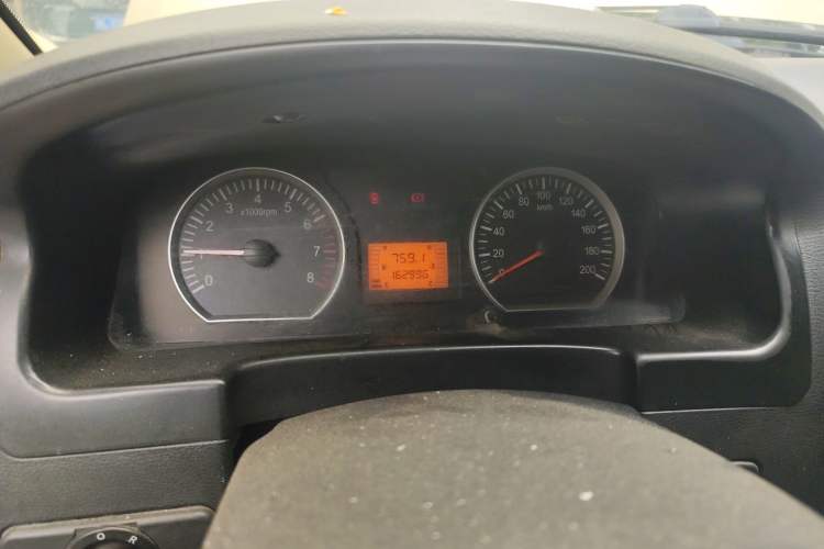 Used FORTHING Lingzhi 2015 M3 1.6L 7-Seater Luxury Model Instrument Cluster