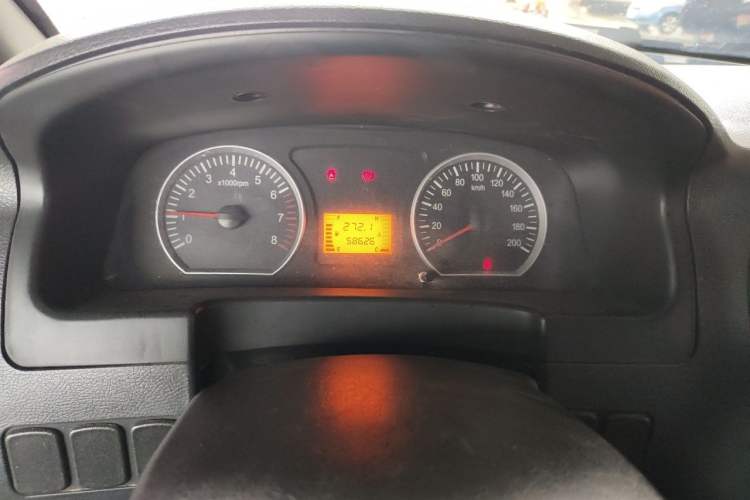 Used FORTHING Lingzhi 2015 M3 1.6L 7-Seater Standard Model Instrument Cluster