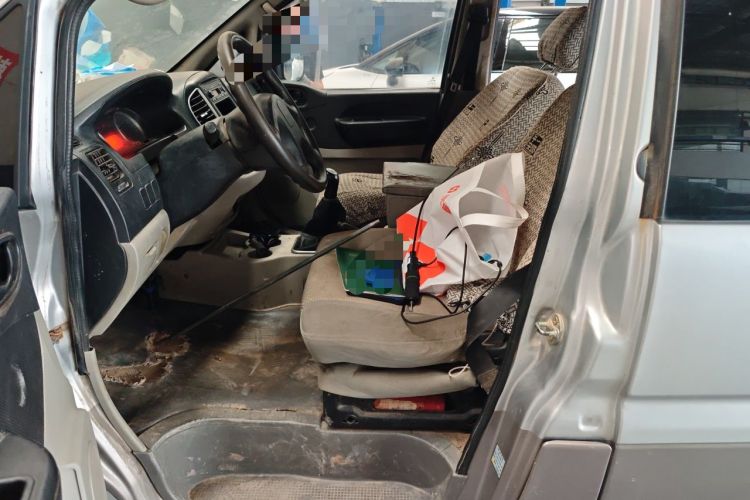 Used FORTHING Lingzhi 2015 V3 1.5L 7-seat Standard Model Left Front Seat