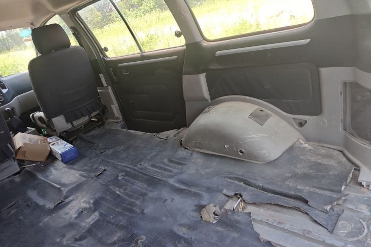 Used FORTHING Lingzhi 2015 V3 1.5L 7-seat Standard Model Left Rear Seat