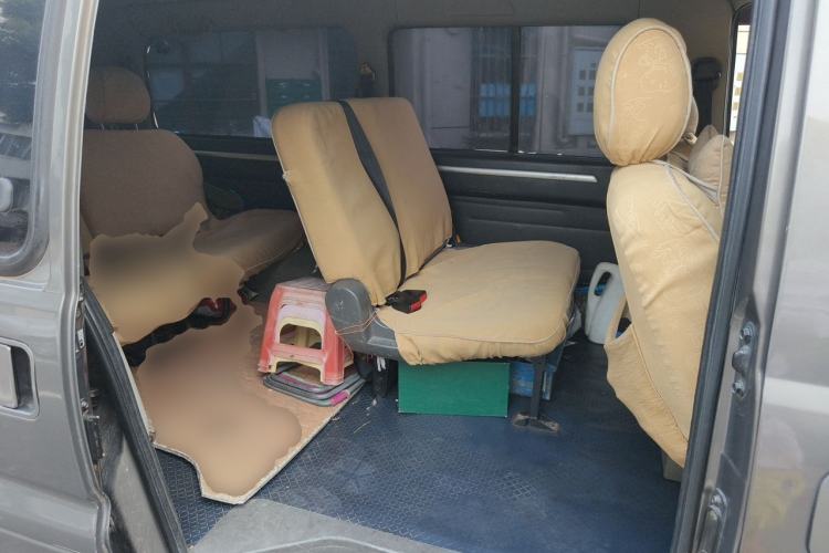 Used FORTHING Lingzhi 2015 V3 1.6L 7-Seater Comfort Model Left Rear Seat