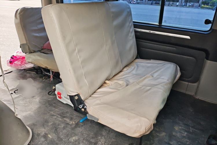 Used FORTHING Lingzhi 2015 V3 1.5L 7-seat Standard Model Left Rear Seat