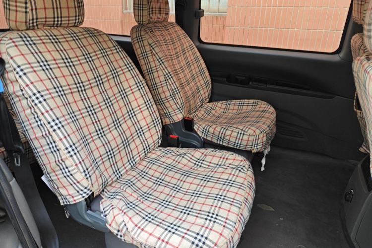Used FORTHING Lingzhi 2015 M5 Q7 2.0L 7-seat Long-Wheelbase Comfort Model Left Rear Seat