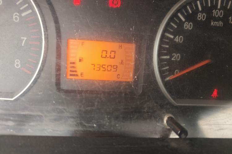 Used FORTHING Lingzhi 2015 V3 1.5L 5-Seater Special Offer Model Odometer Close Up