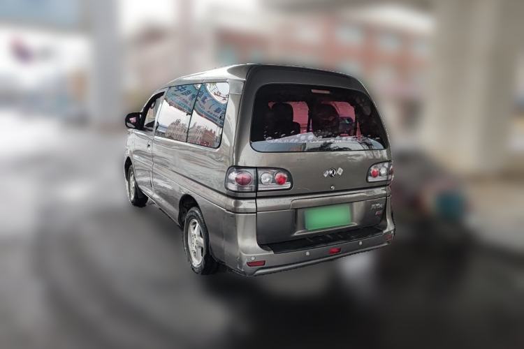Used FORTHING Lingzhi 2015 M3 1.6L 7-Seater Standard Model Rear Left 45 Deg