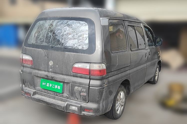 Used FORTHING Lingzhi 2015 V3 1.5L 7-seat Standard Model Rear Right 45 Deg