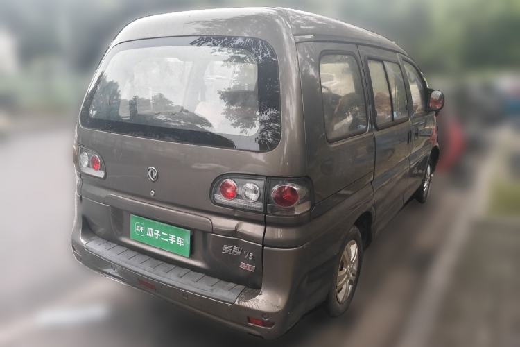 Used FORTHING Lingzhi 2015 V3 1.5L 7-seat Standard Model Rear Right 45 Deg